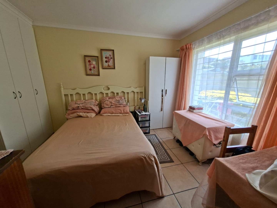 3 Bedroom Property for Sale in Dana Bay Western Cape